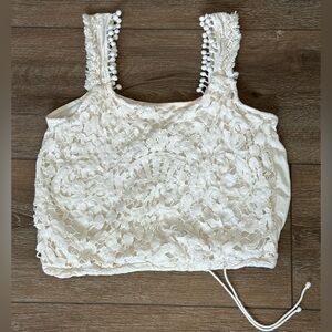 Chic Lace Women's Crop Top in Cream